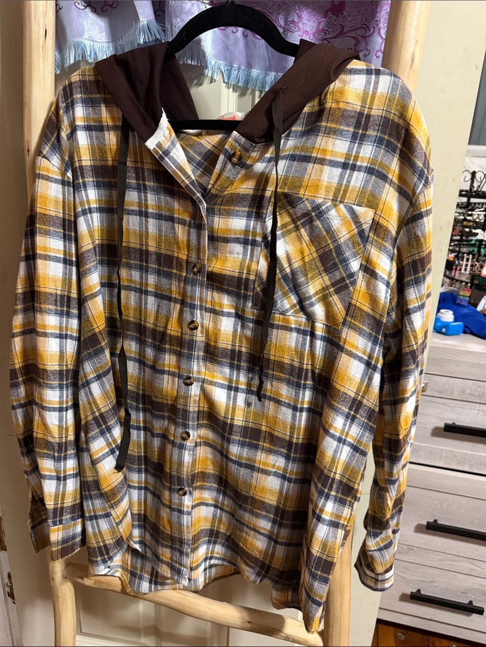 Women's Hooded Button-Down Plaid Shirt - Yellow/Gray